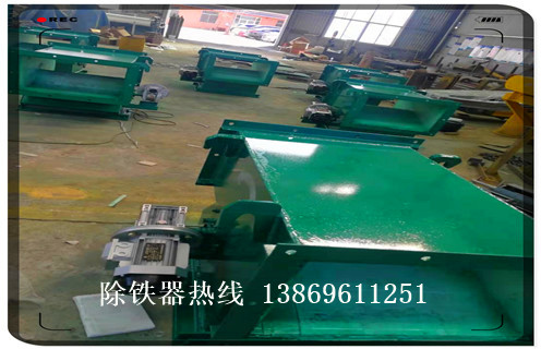 管道除鐵器，食品不銹鋼304管道除鐵器_內(nèi)部構(gòu)造結(jié)構(gòu)圖_遠(yuǎn)力食品不銹鋼304管道除鐵器 可定制工作原理_安裝示意圖