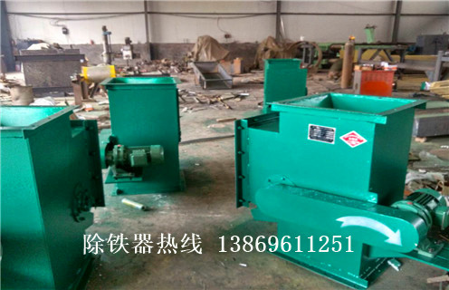 管道除鐵器，吉林液體管道除鐵器_吉林液體管道除鐵器廠家應(yīng)用安裝示意圖型12000高斯_可定制工作原理