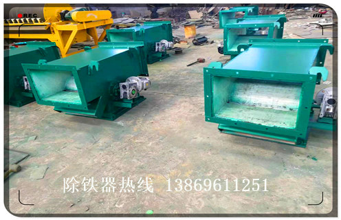 管道除鐵器，江西管道除鐵器工作原理_江西管道除鐵器工作原理廠家應(yīng)用安裝示意圖型12000高斯_可定制工作原理